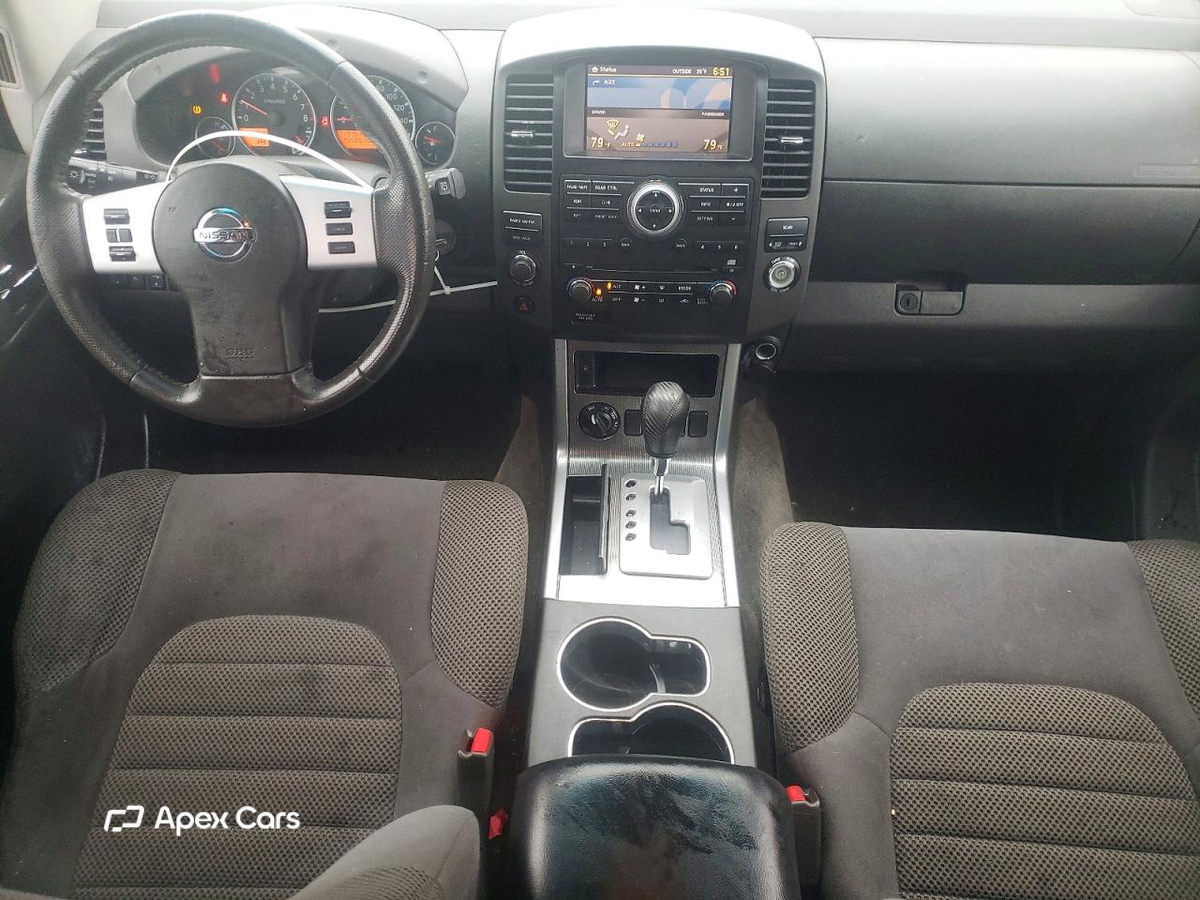 Nissan Pathfinder 2012