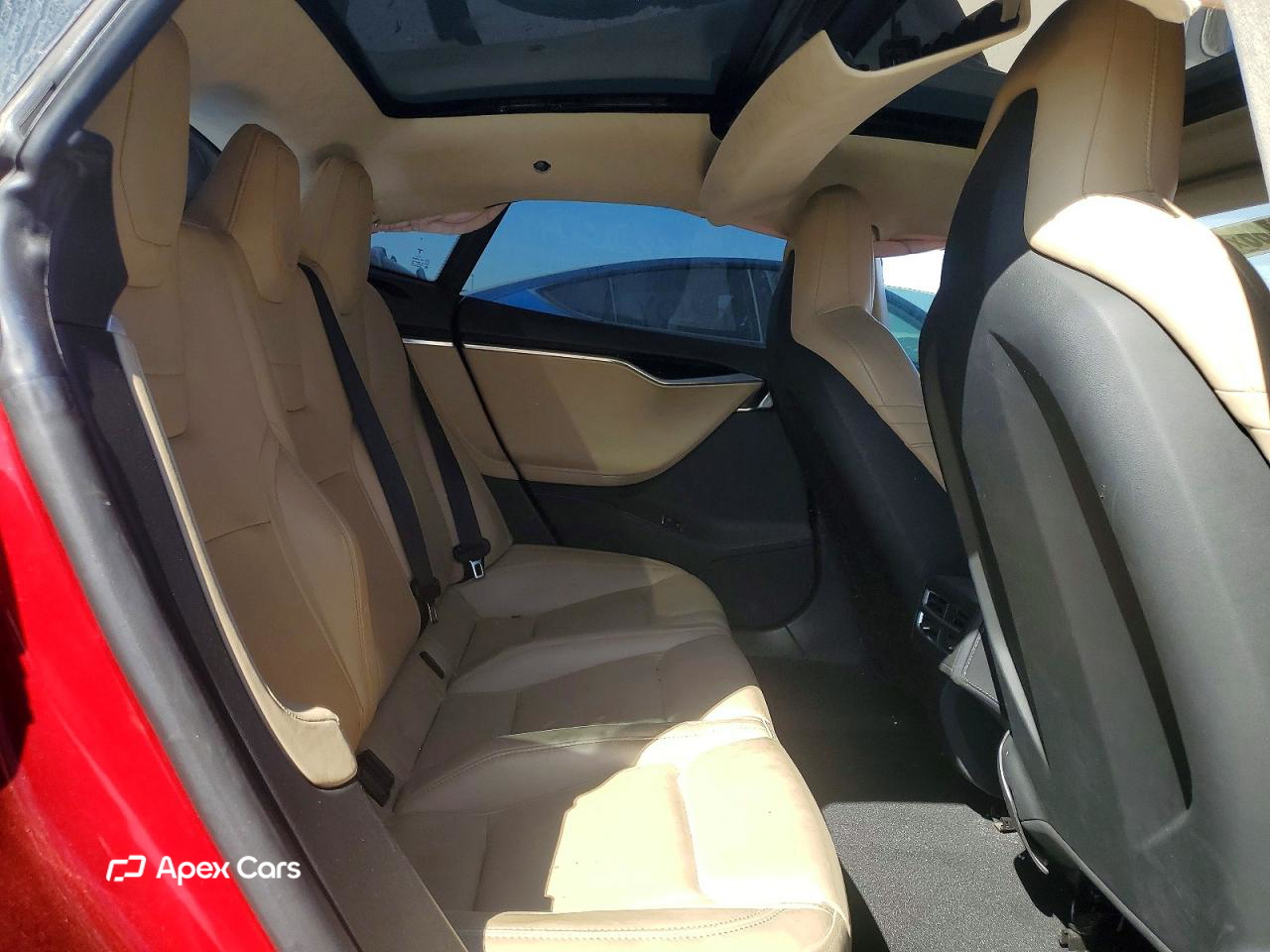 Tesla Model S 2015