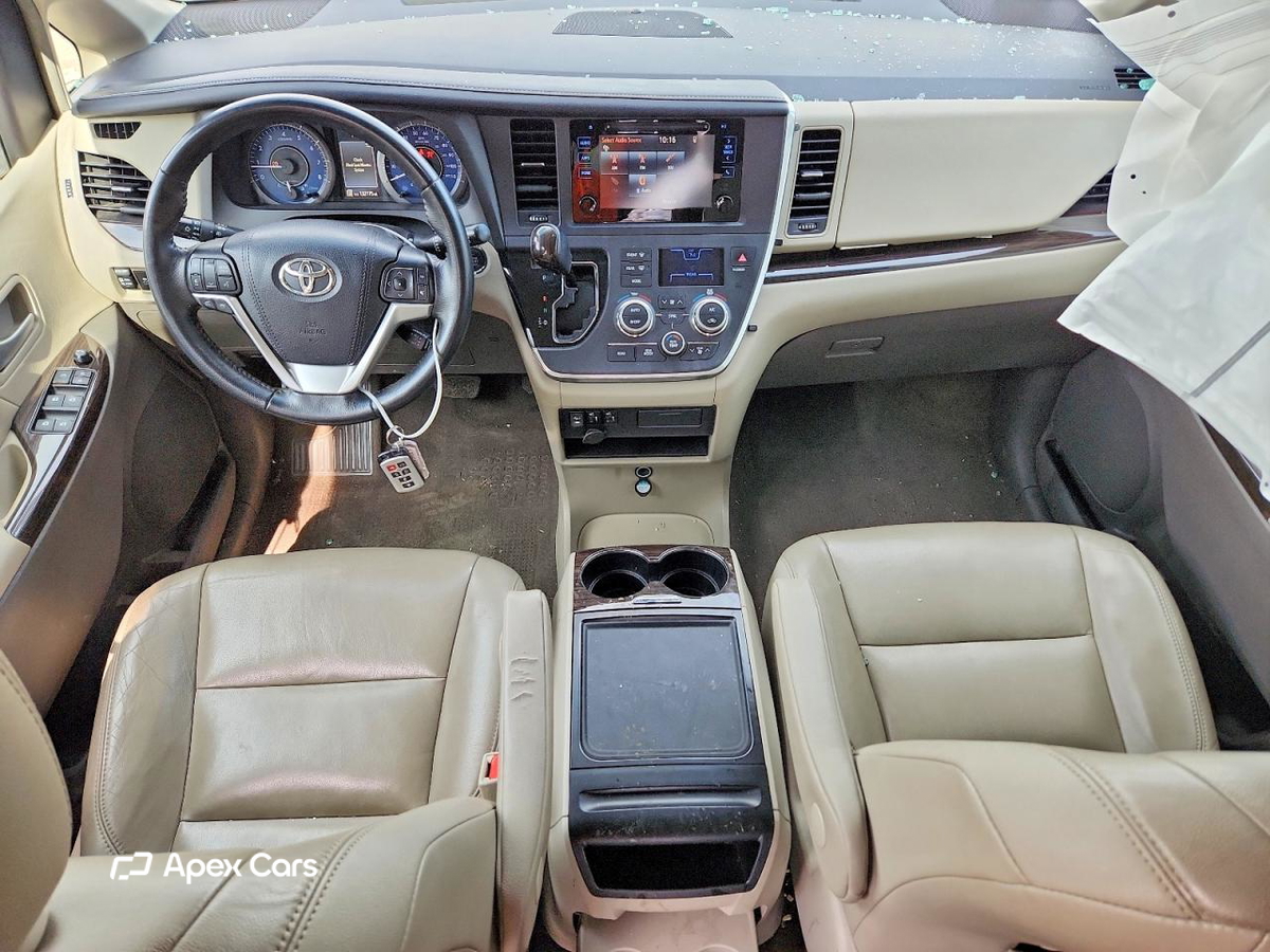 Toyota Sienna 2017