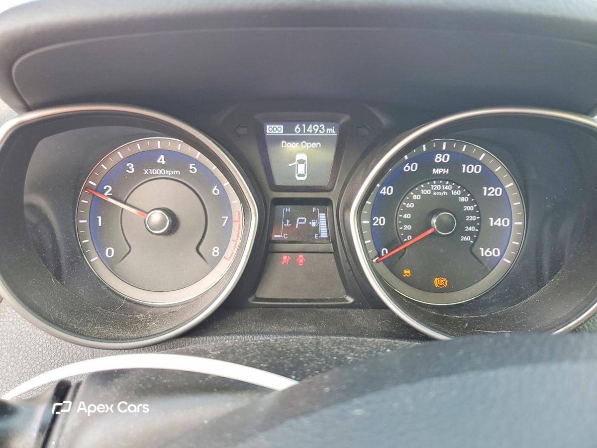 Hyundai Elantra 2013