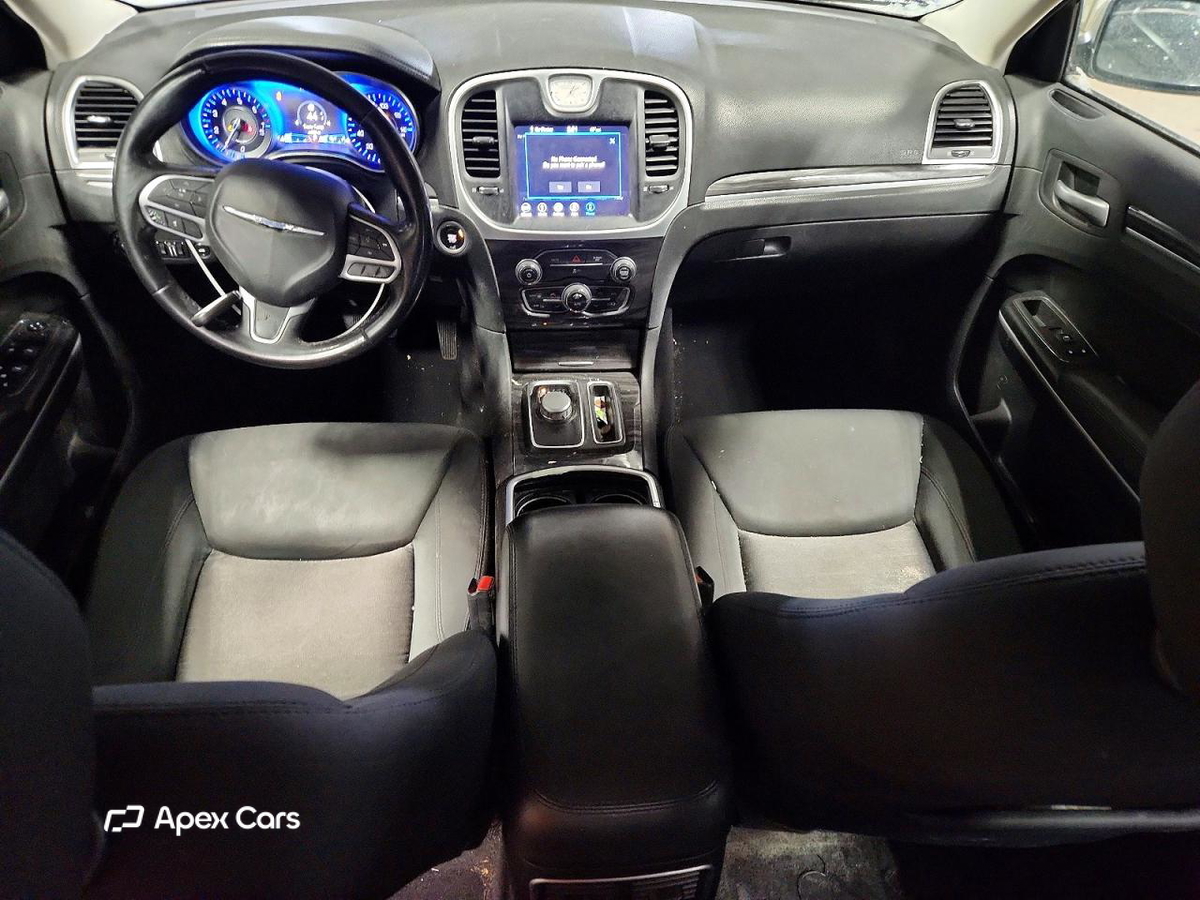 Chrysler 300 2020