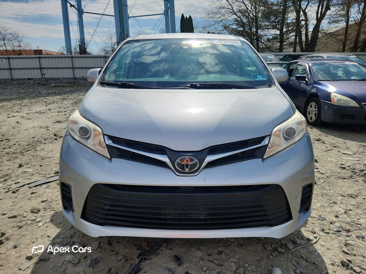 Toyota Sienna 2020