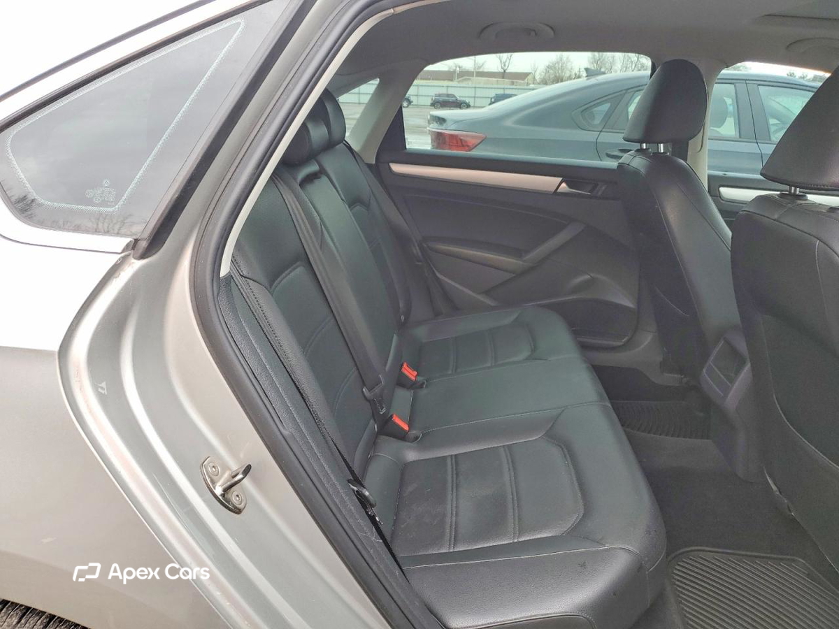 Volkswagen Passat 2012
