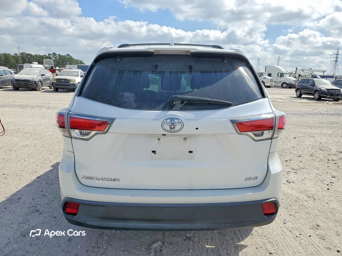 Toyota Highlander 2015