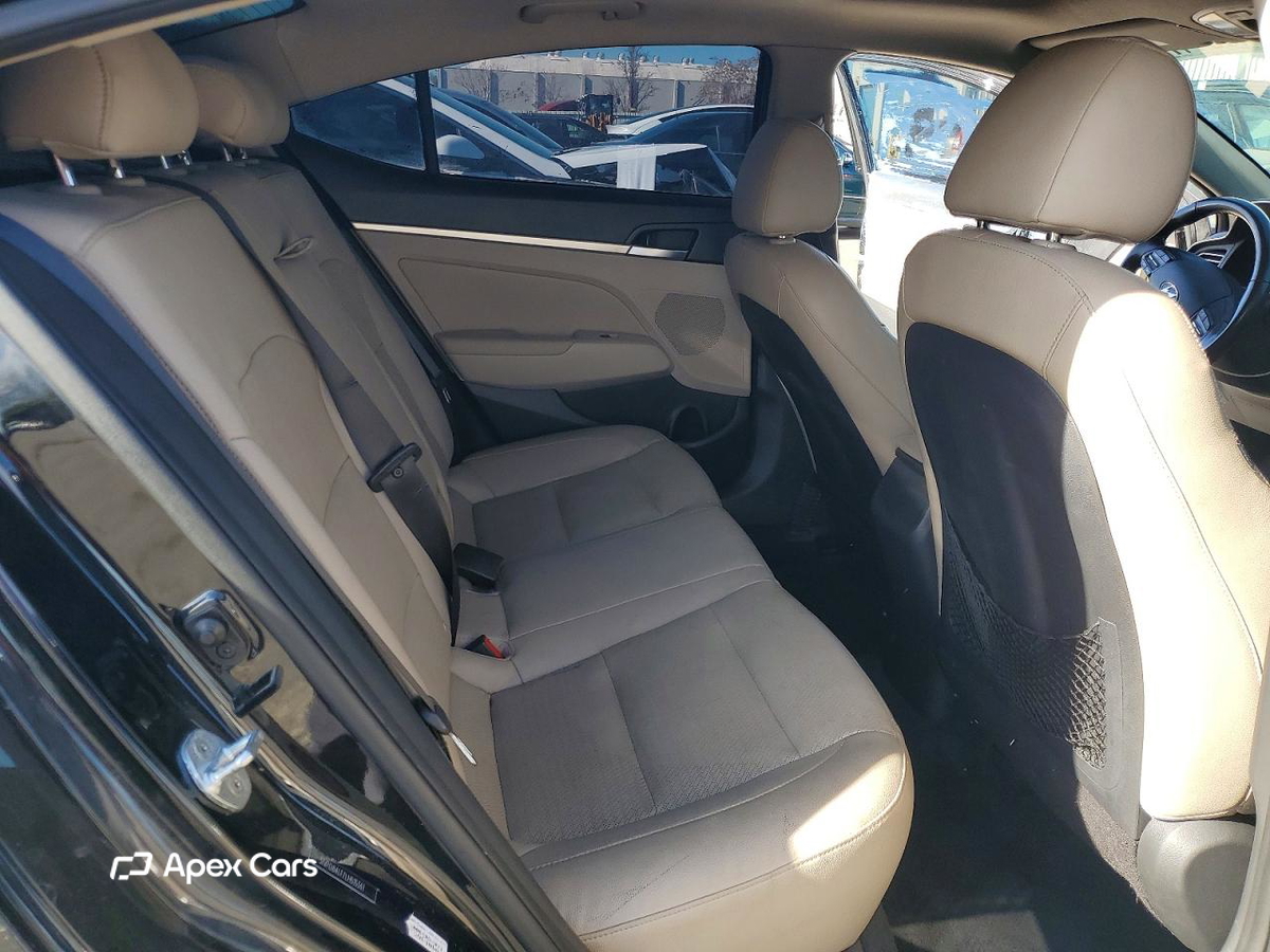 Hyundai Elantra 2020