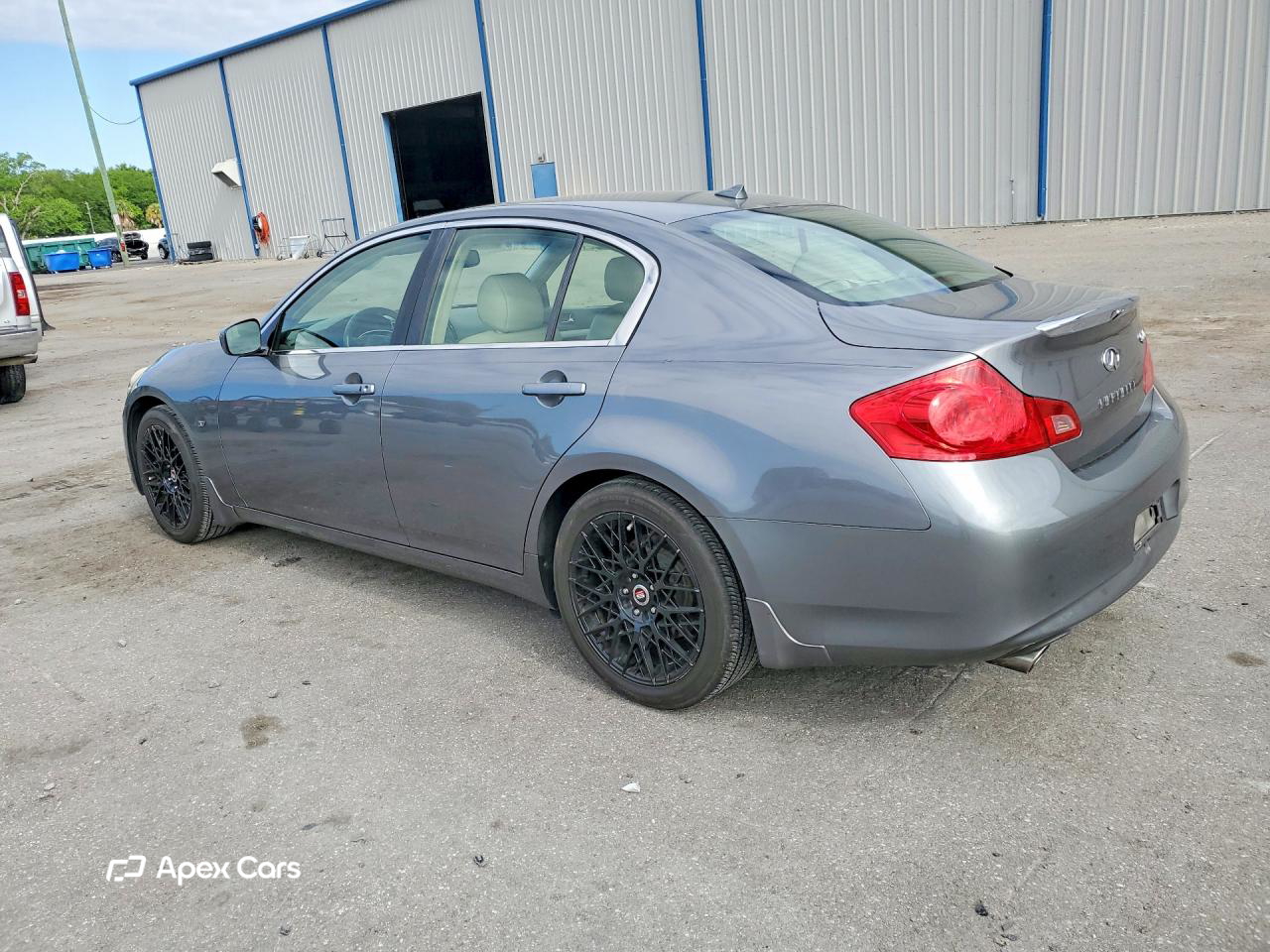 Infiniti Q40 2015