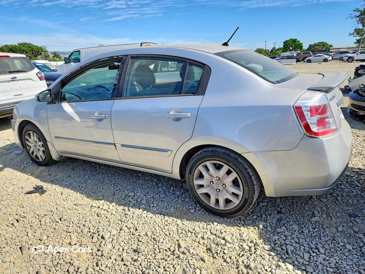 Nissan Sentra 2011