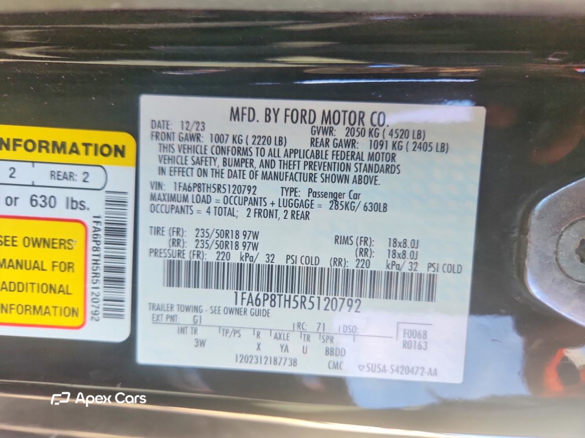 Ford Mustang 2024