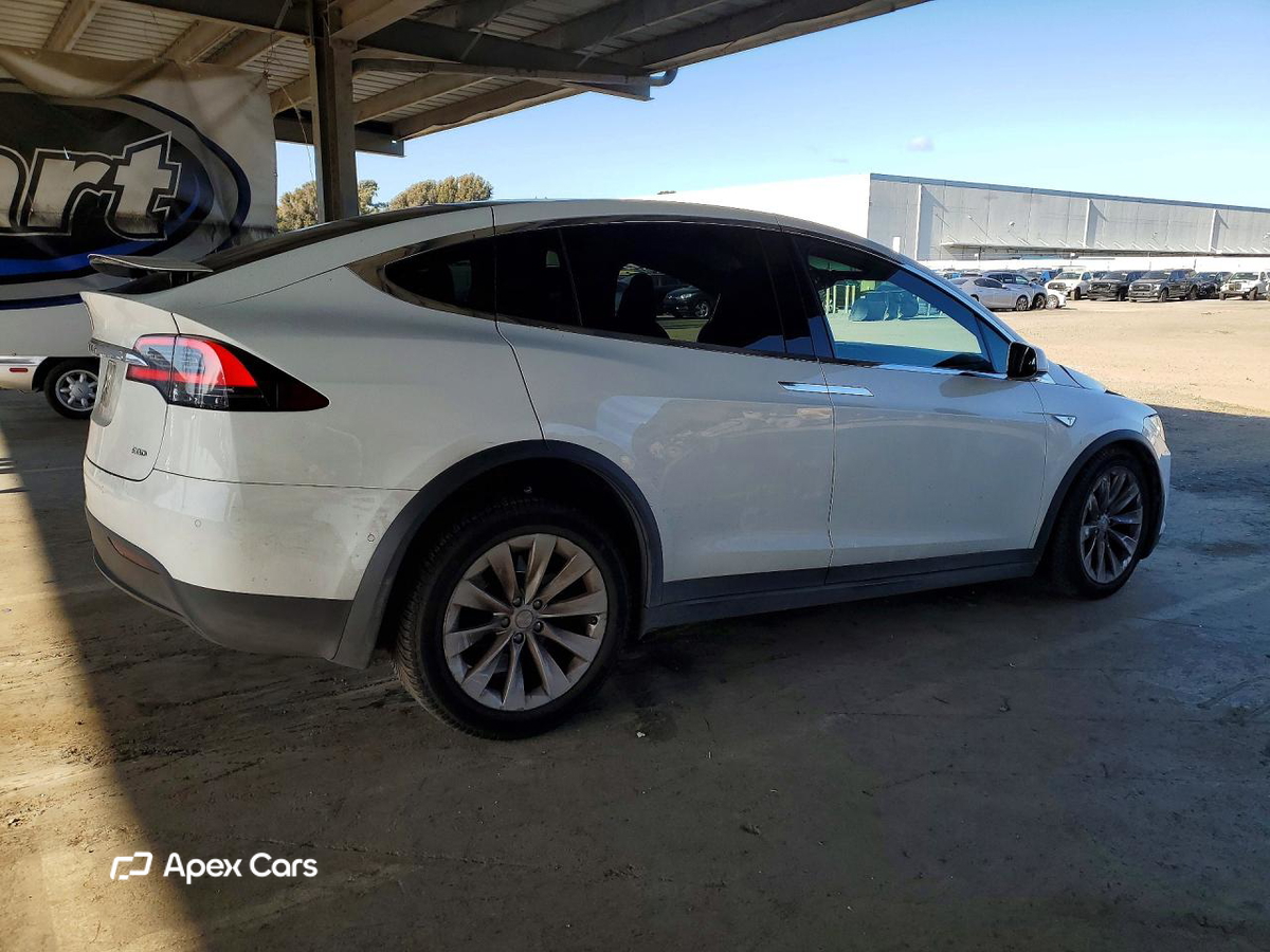 Tesla Model X 2016