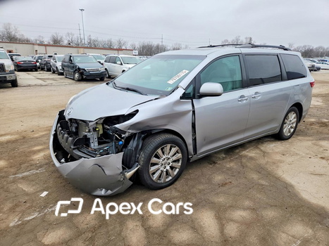 Toyota Sienna 2015 - Image 1 of 5