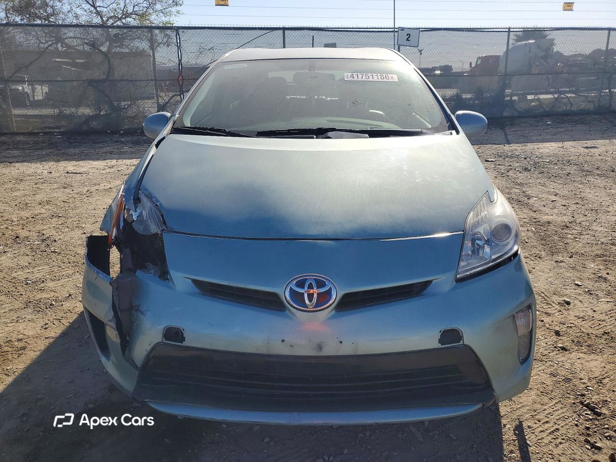 Toyota Prius 2015