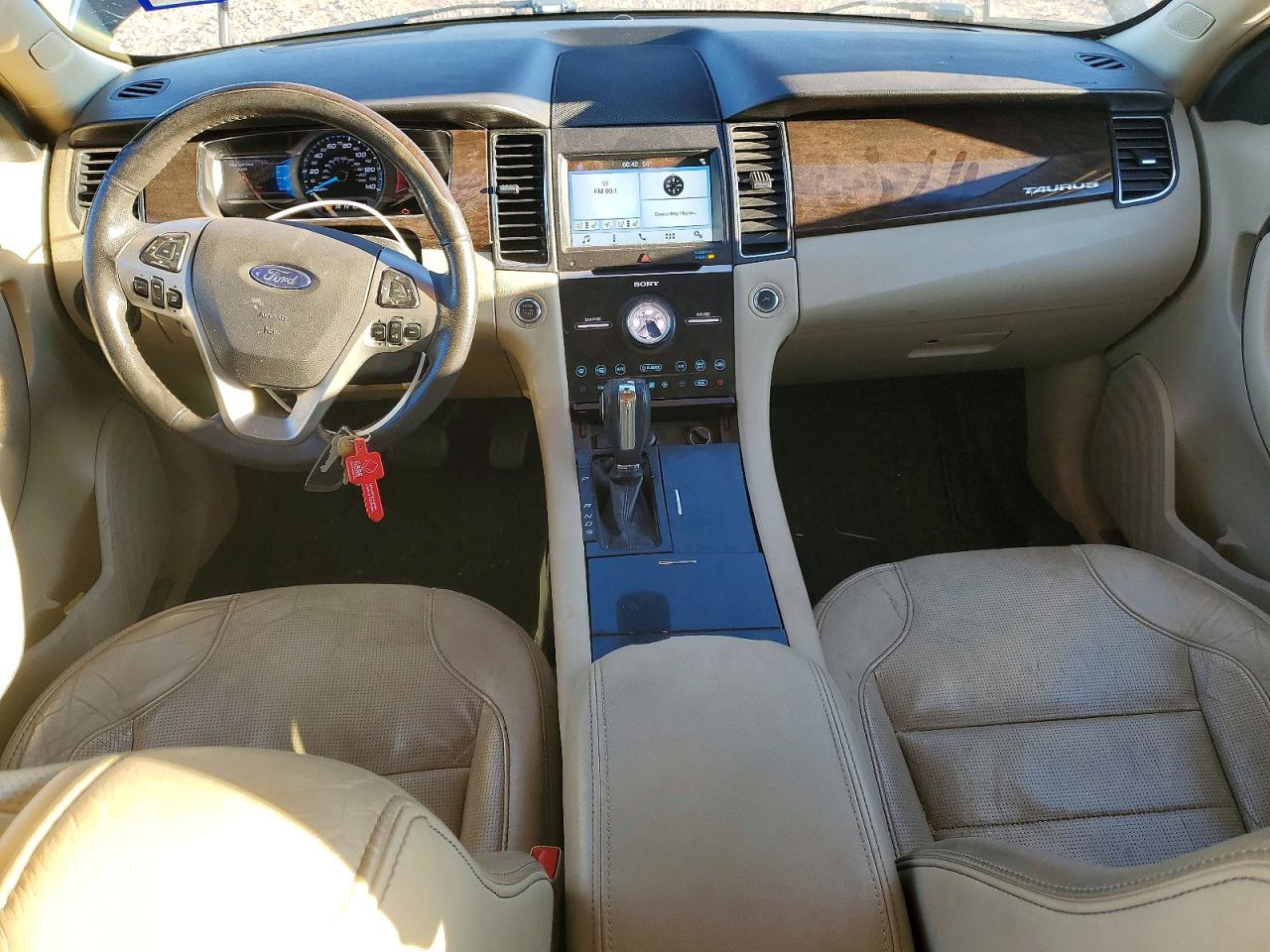 Ford Taurus 2017
