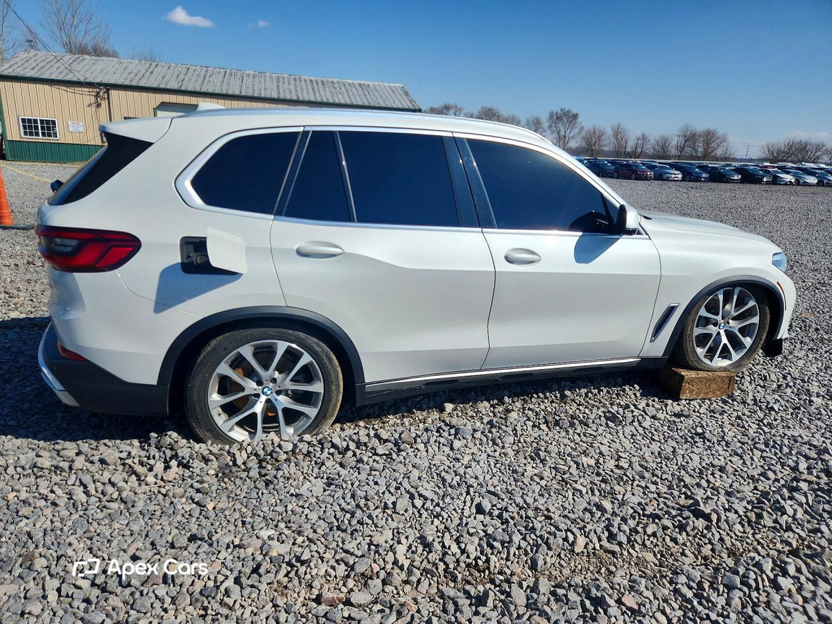 BMW X5 2019