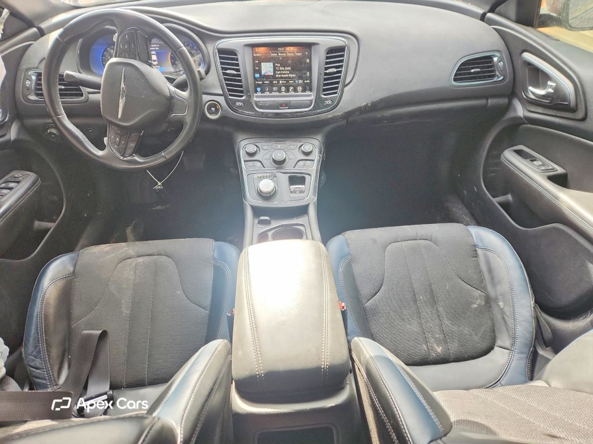 Chrysler 200 2015