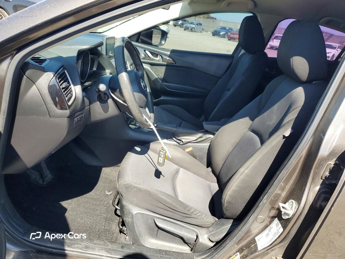 Mazda 3 2015