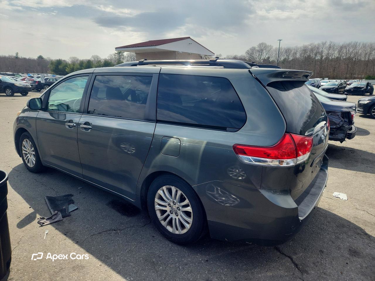 Toyota Sienna 2011