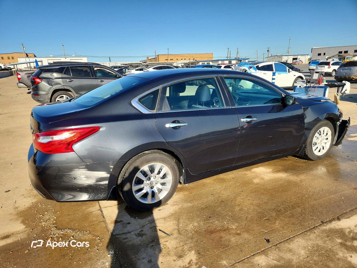 Nissan Altima 2017