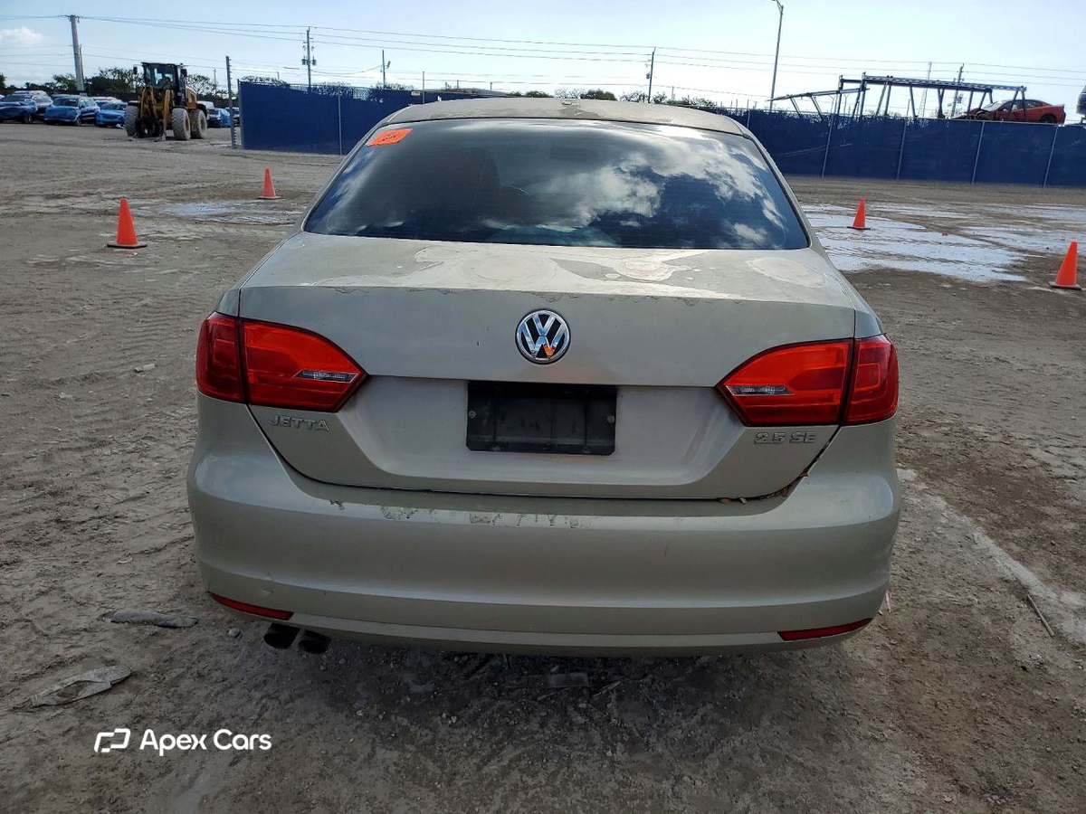 Volkswagen Jetta 2013