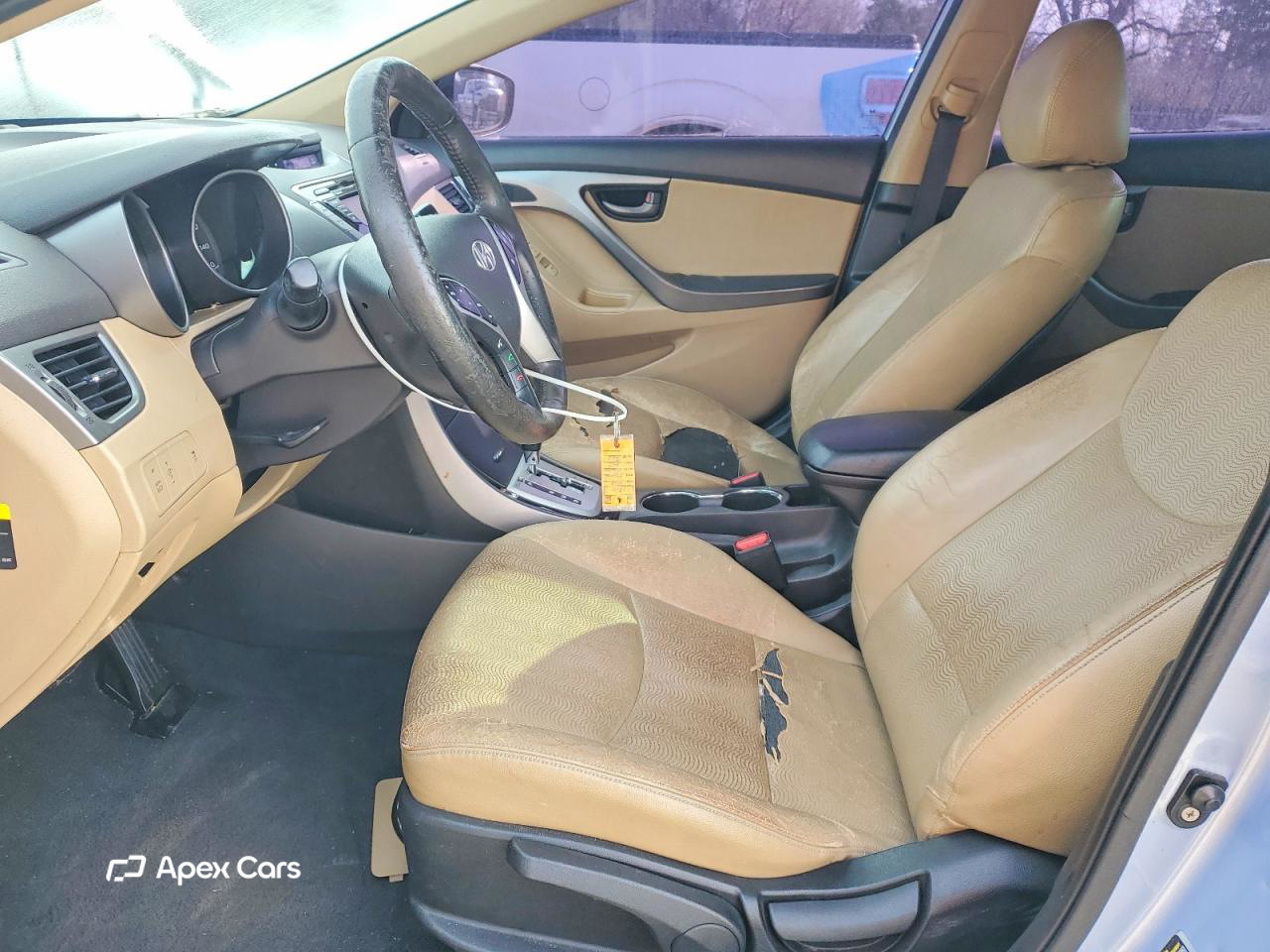 Hyundai Elantra 2012