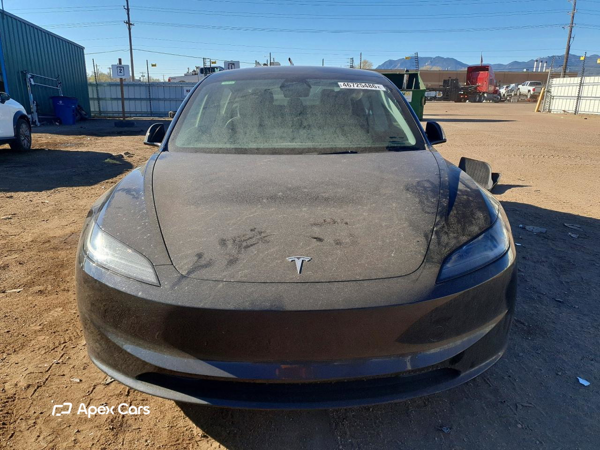 Tesla Model 3 2025