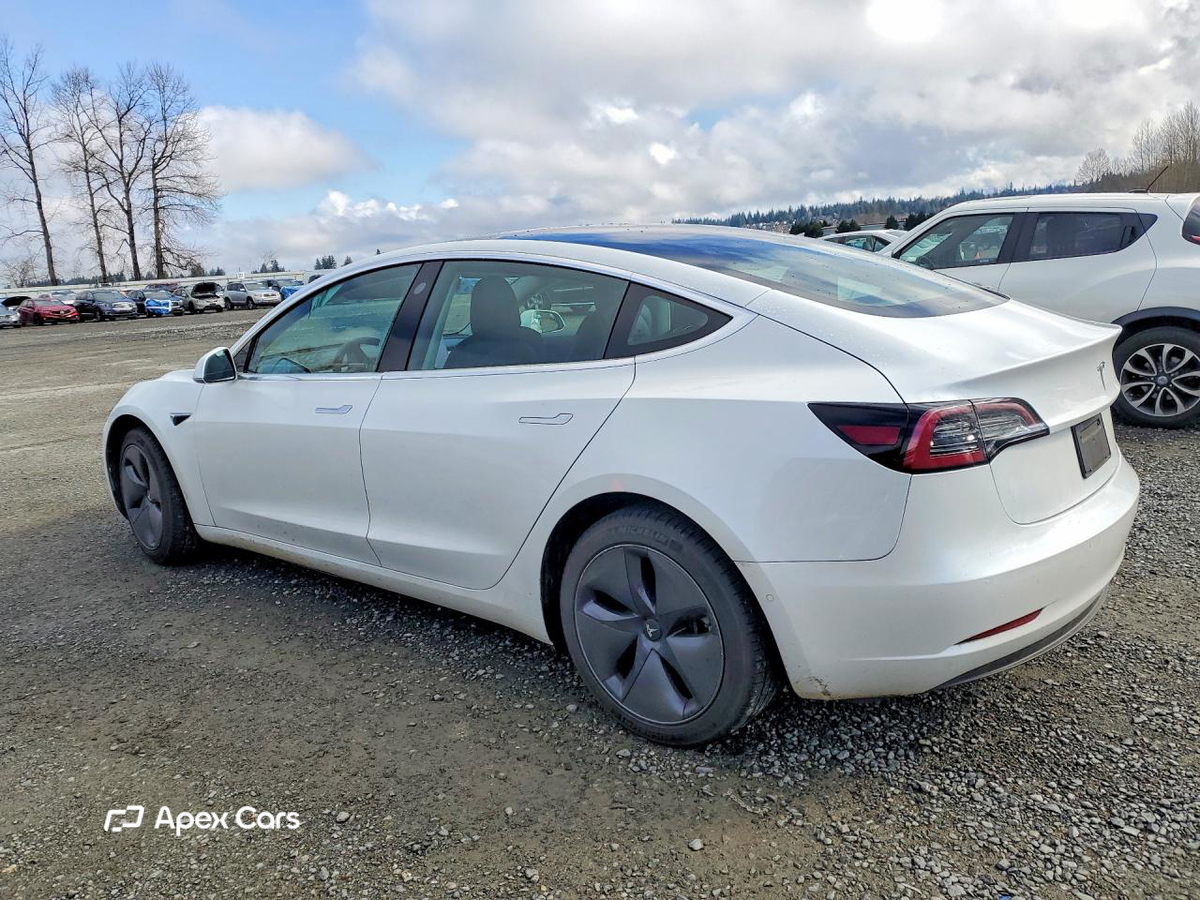 Tesla Model 3 2020