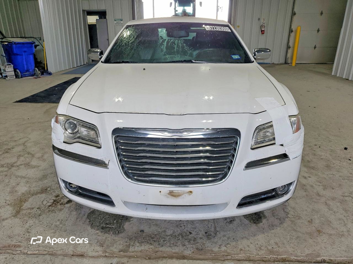 Chrysler 300 2012
