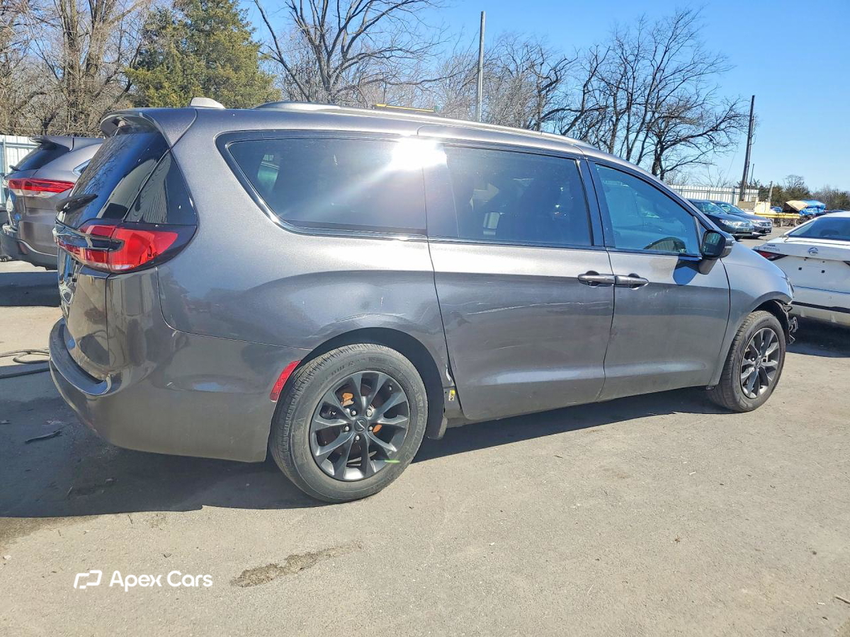 Chrysler Pacifica 2021