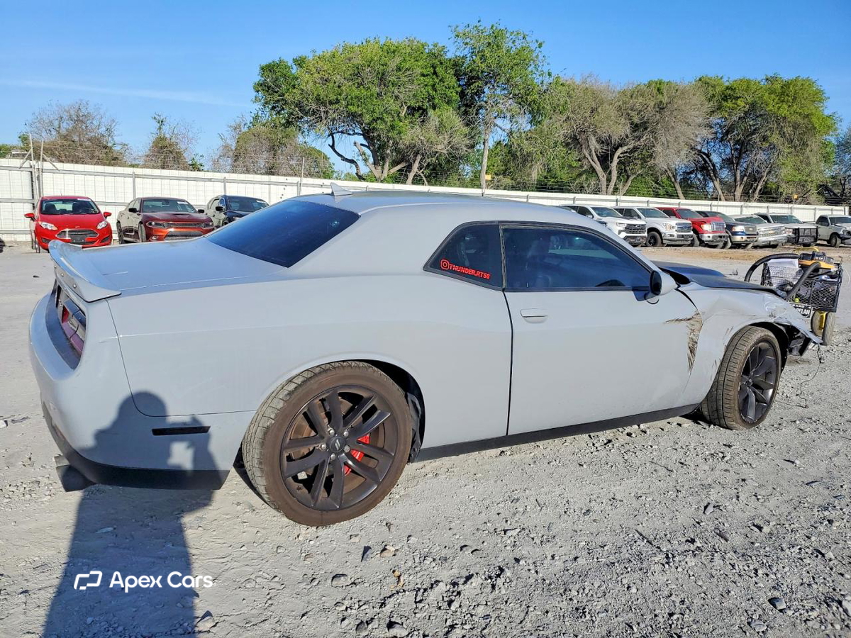 Dodge Challenger 2021