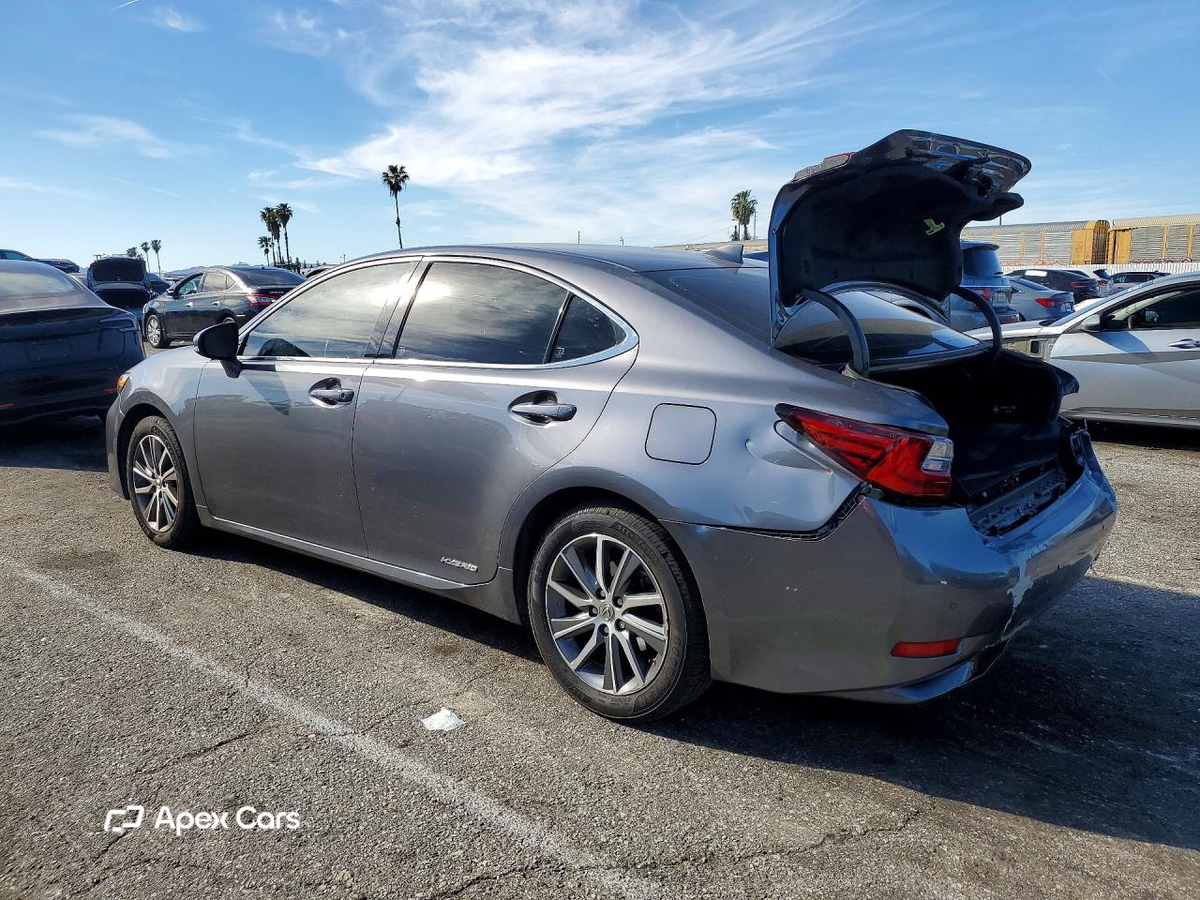 Lexus ES 2016