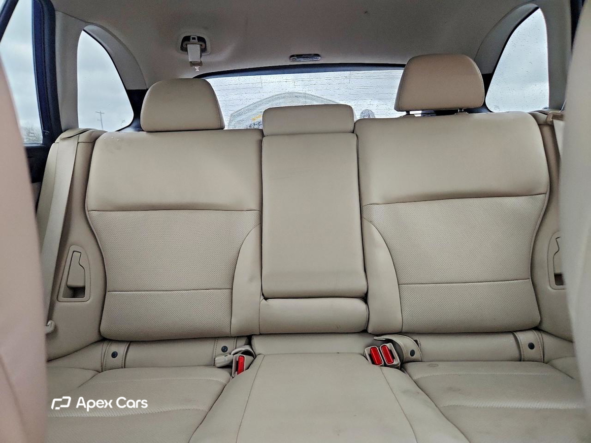 Subaru Outback 2015