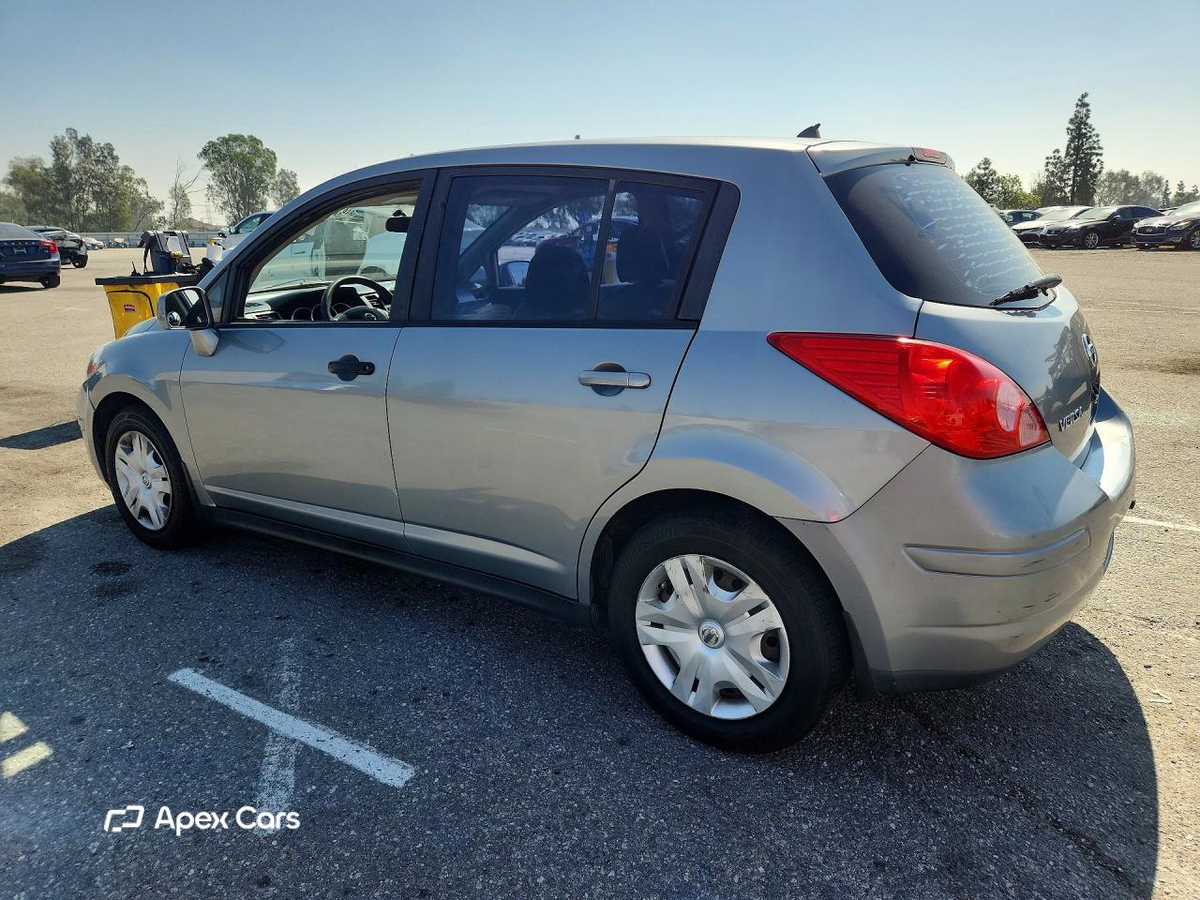 Nissan Versa 2010