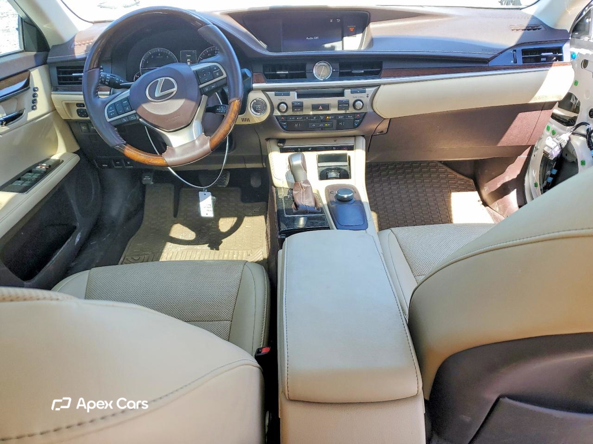 Lexus ES 2018