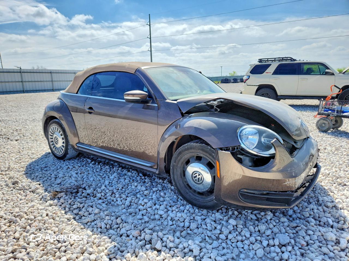 Volkswagen Beetle 2013