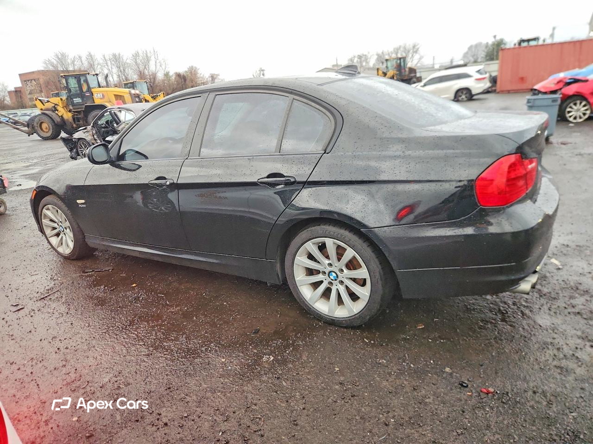 BMW Series 3 2011
