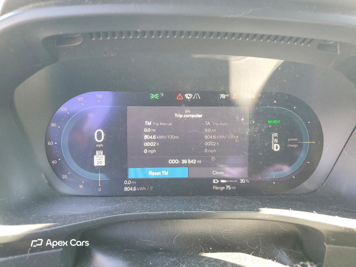 Volvo XC40 2021