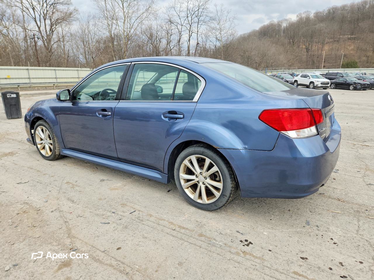 Subaru Legacy 2013