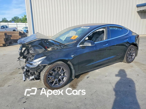 Tesla Model 3 2018 - Zdjęcie 1 z 5