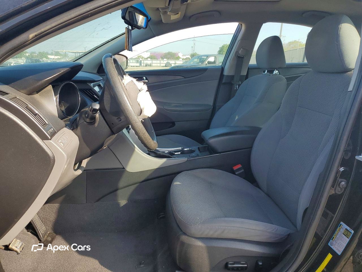 Hyundai Sonata 2013