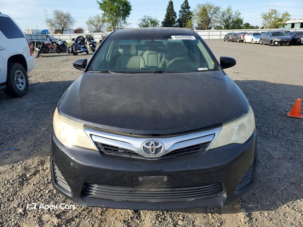 Toyota Camry 2012
