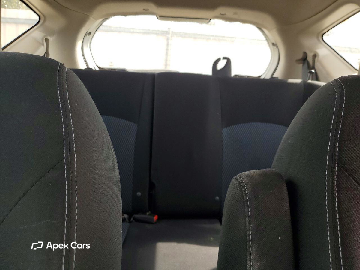 Nissan Versa 2016