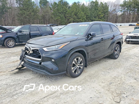 Toyota Highlander 2021 - Image 1 of 13