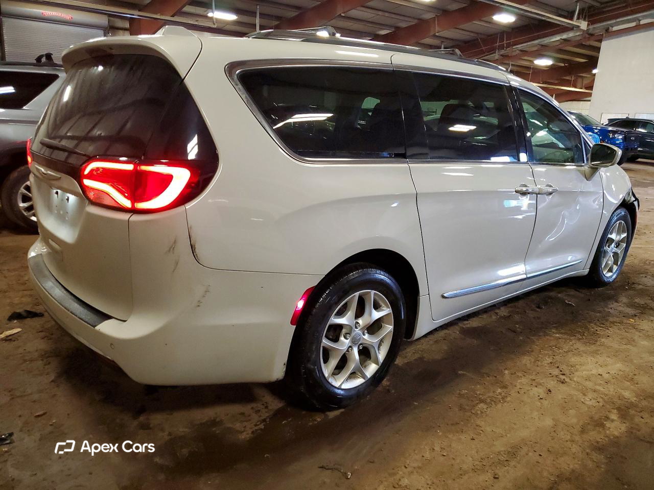 Chrysler Pacifica 2017