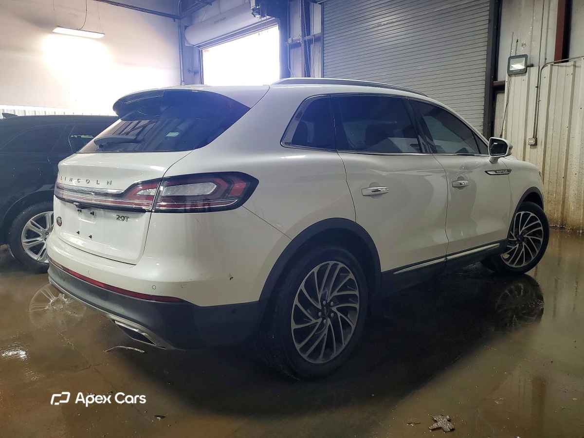Lincoln Nautilus 2020