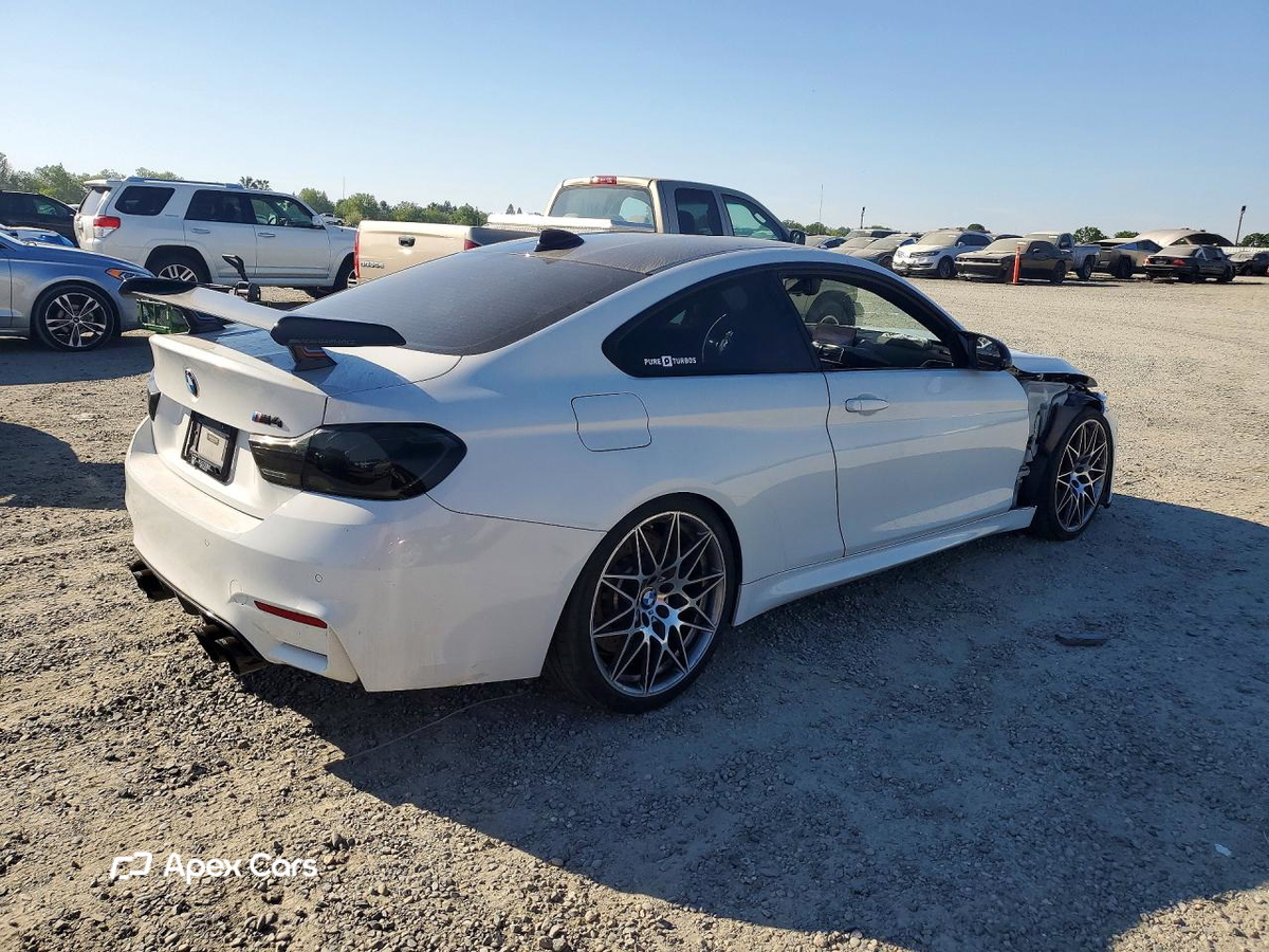 BMW M4 2016