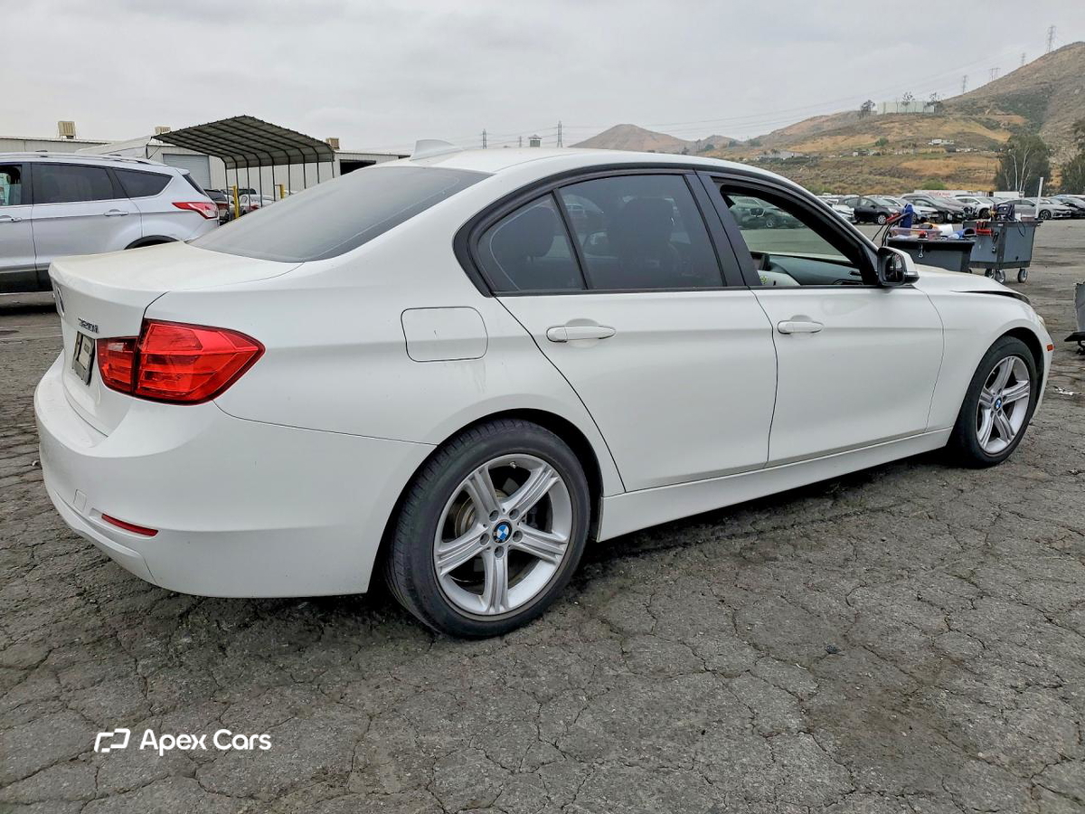 BMW Series 3 2015
