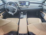 Lexus ES 2019