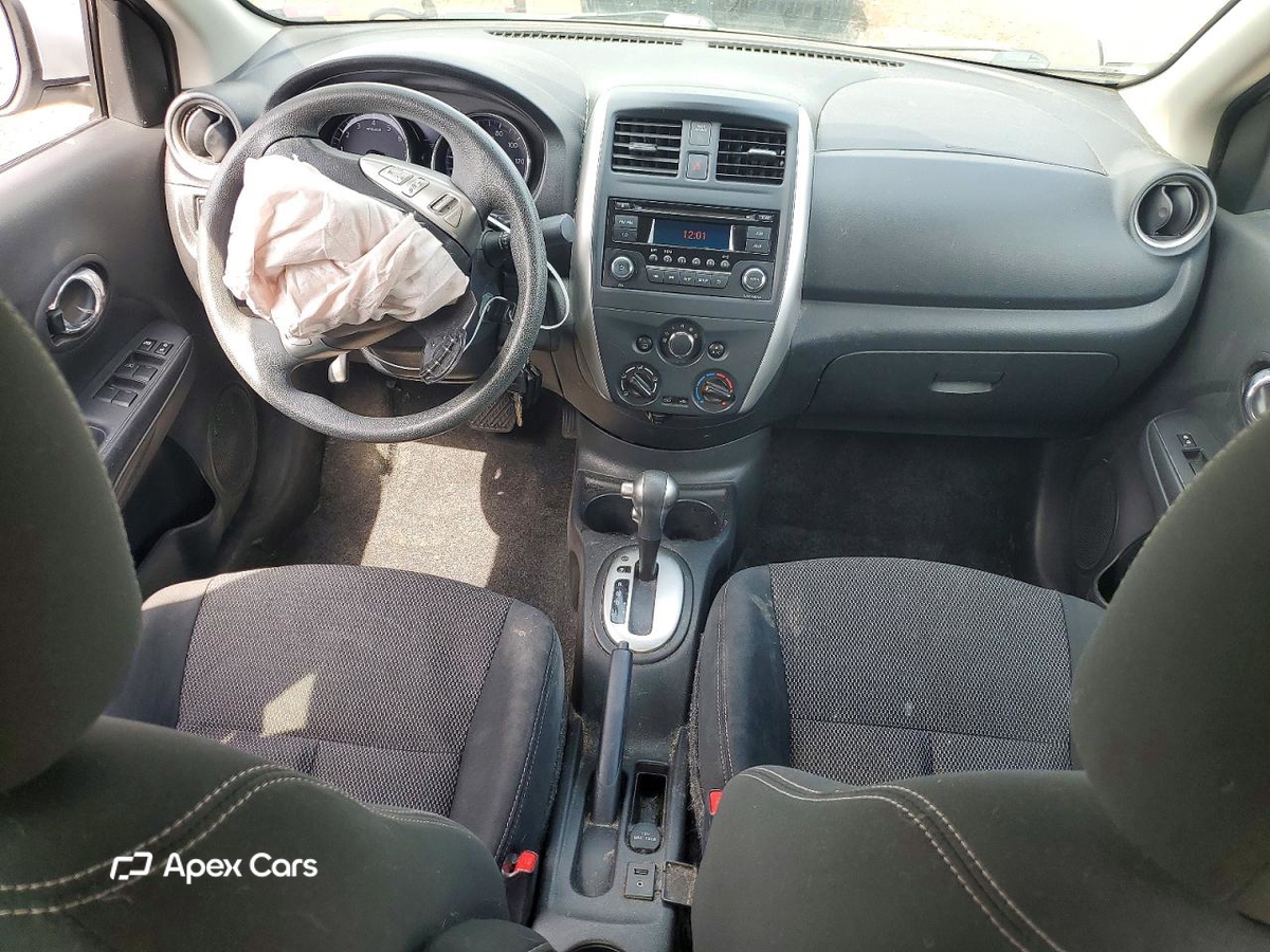 Nissan Versa 2016