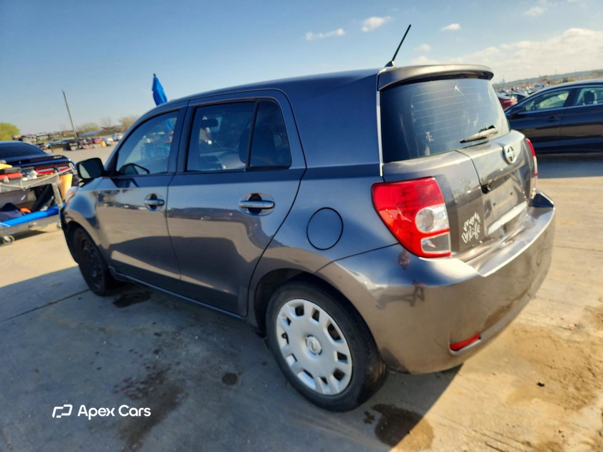 Scion xD 2010