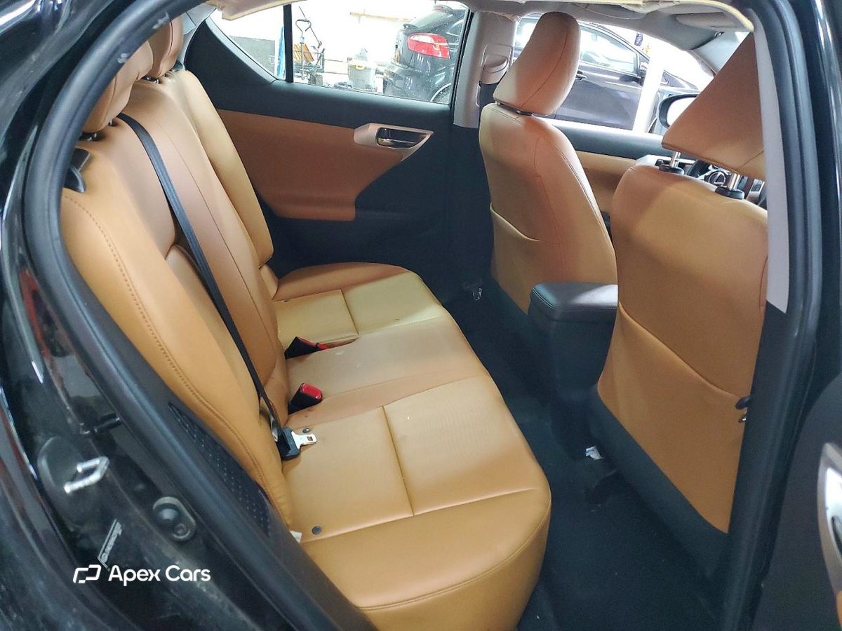 Lexus CT 2012
