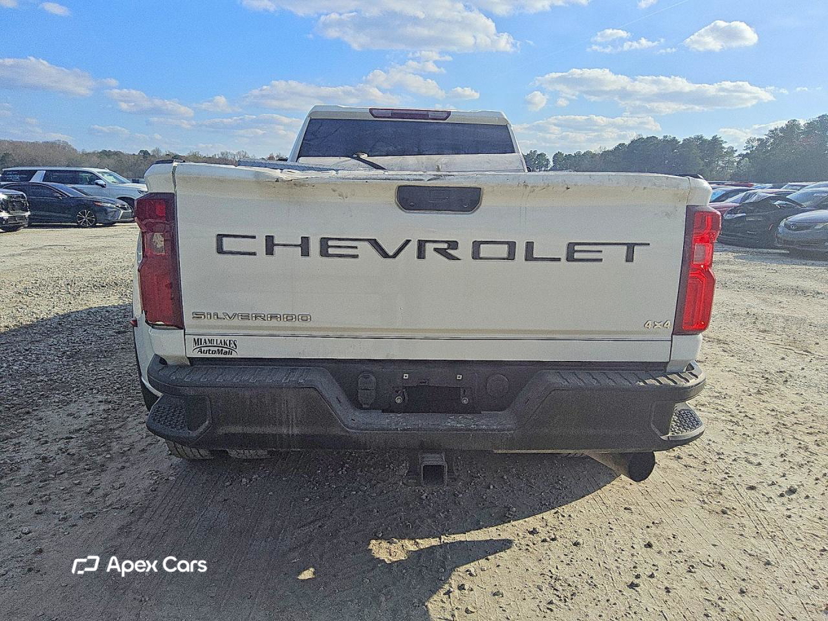 Chevrolet Silverado 2024